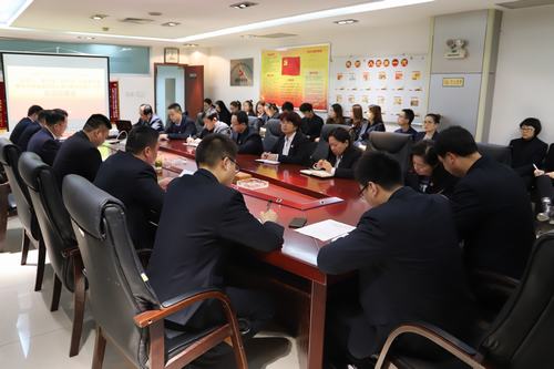 礦建二公司“講政治、敢擔(dān)當(dāng)、改作風(fēng)”專(zhuān)題教育及違規(guī)收送禮金問(wèn)題專(zhuān)項(xiàng)整治工作全面鋪開(kāi)