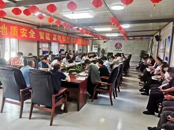 陜煤建設(shè)澄合分公司承建的西卓煤礦北翼總回風(fēng)、北翼回風(fēng)、措施巷管路安裝工程順利通過竣工驗(yàn)收